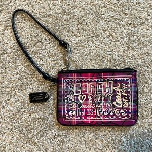 COACH WRISTLET- LIKE NEW